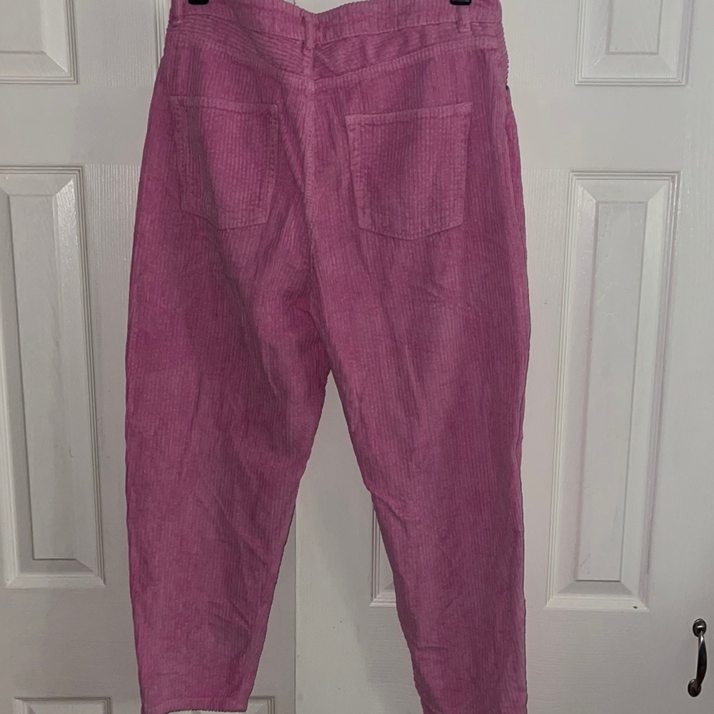 Pink corduroy balloon pants